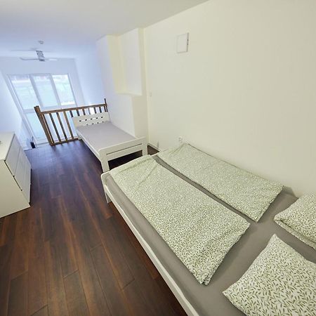 Block 96 Apartments 兹林 外观 照片