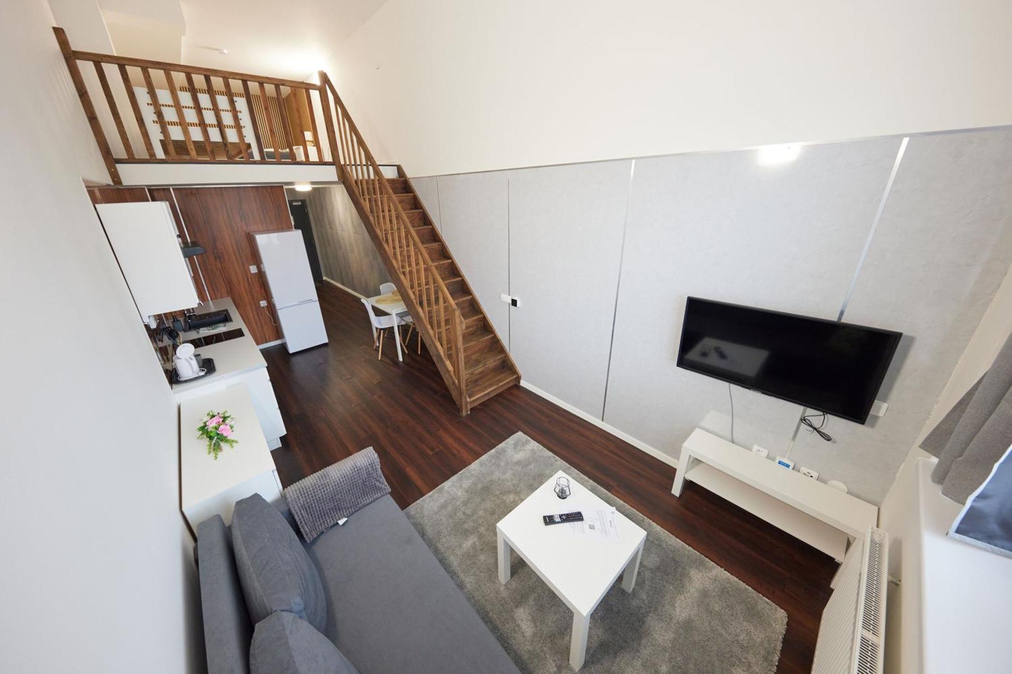 Block 96 Apartments 兹林 外观 照片